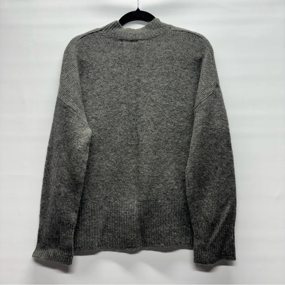 ✨Philosophy  Crewneck Sweater Grey Size M